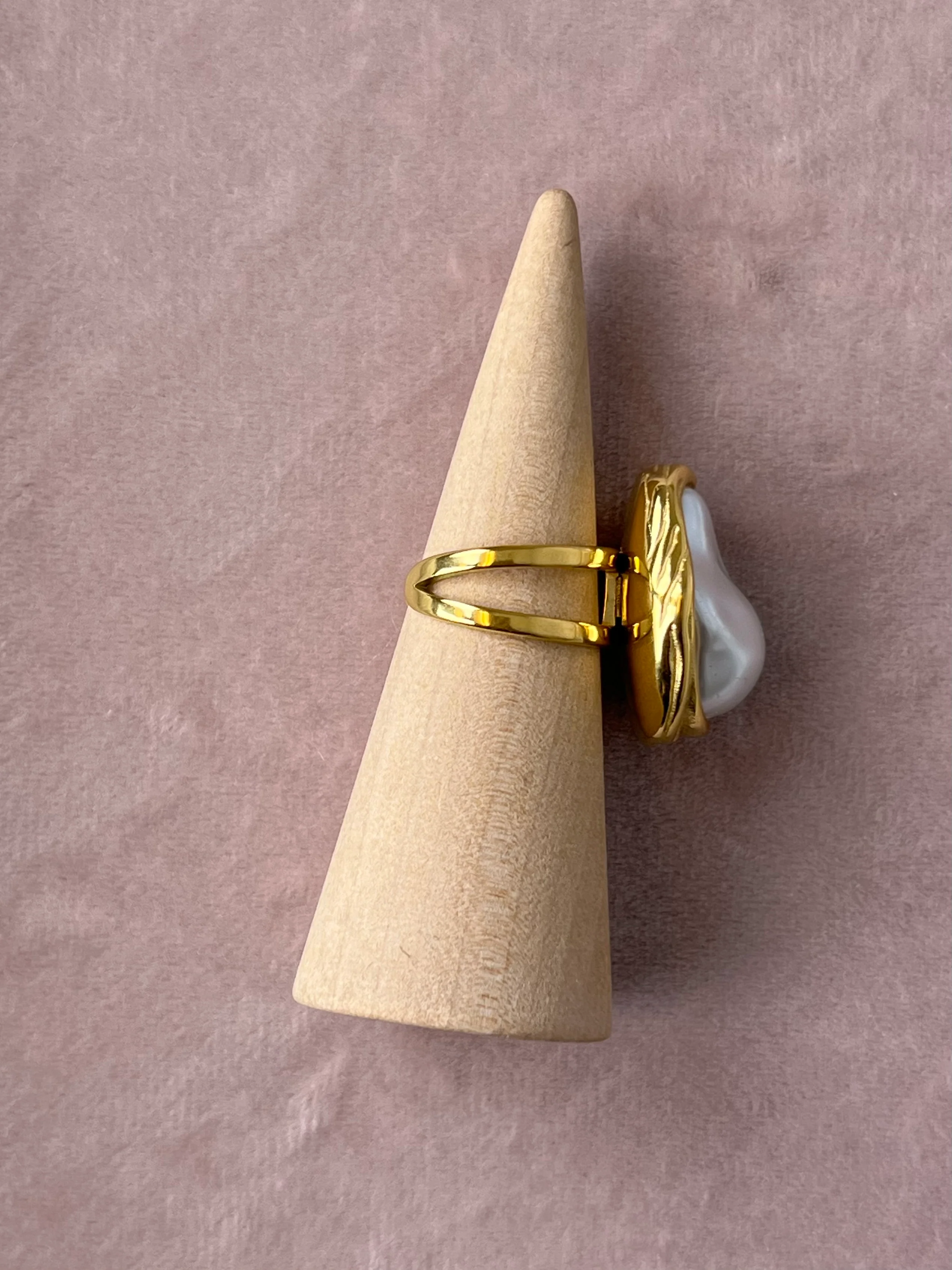 Isla Statement Ring - Image 3